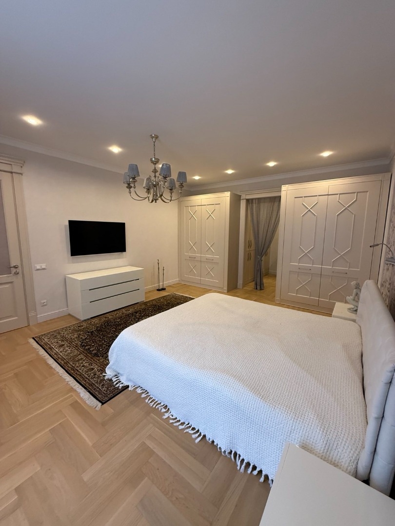 продажа трехкомнатной квартиры номер A-173525 в Приморском районе, фото номер 19